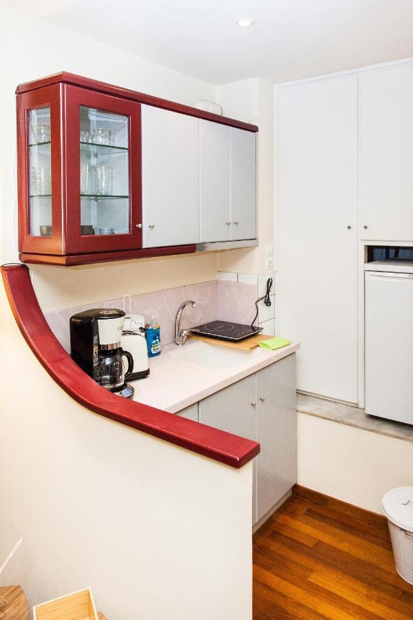 Ferienwohnung Centrally Located Studio In Athens! Exterior foto